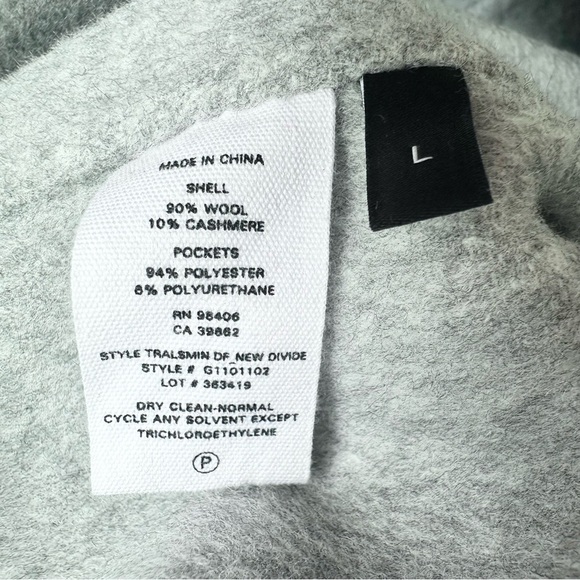 NWT Theory wool cashmere moto jacket zip snap buckle belt gray Tralsman DF large - Picture 15 of 16